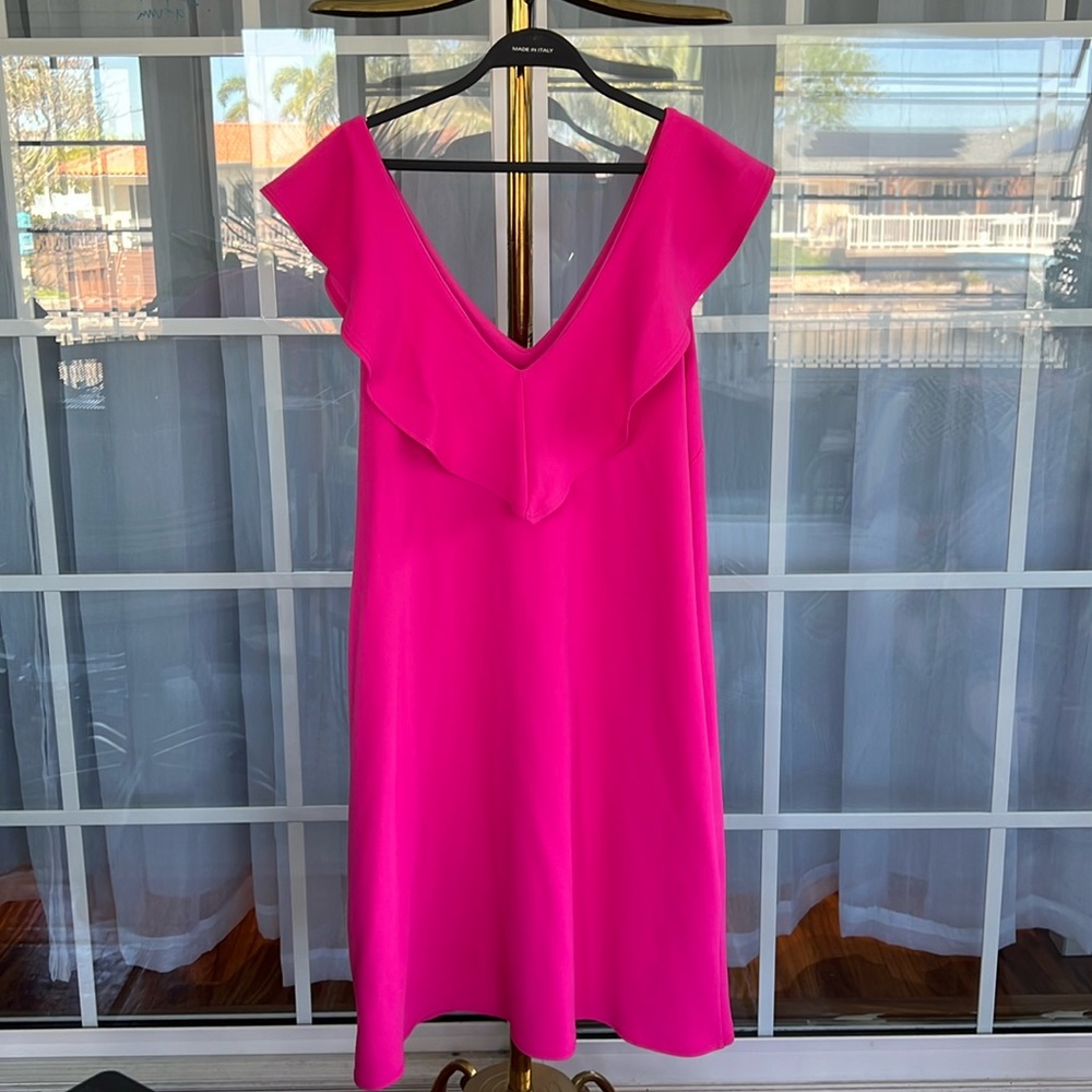 NBW Barbie pink V-neck dress